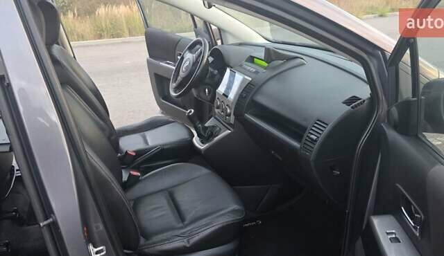 Сірий Мазда 5, об'ємом двигуна 2 л та пробігом 236 тис. км за 6700 $, фото 8 на Automoto.ua
