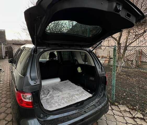 Сірий Мазда 5, об'ємом двигуна 1.6 л та пробігом 220 тис. км за 8600 $, фото 4 на Automoto.ua