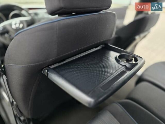 Серый Мазда 5, объемом двигателя 2 л и пробегом 280 тыс. км за 6650 $, фото 48 на Automoto.ua