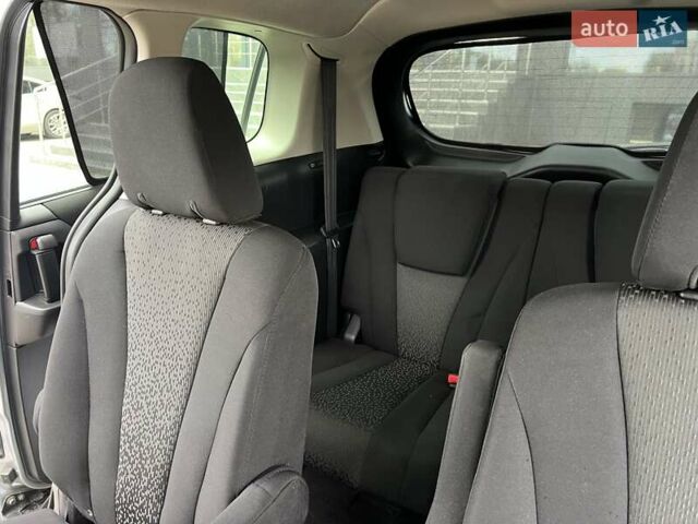 Серый Мазда 5, объемом двигателя 2.5 л и пробегом 170 тыс. км за 7800 $, фото 19 на Automoto.ua