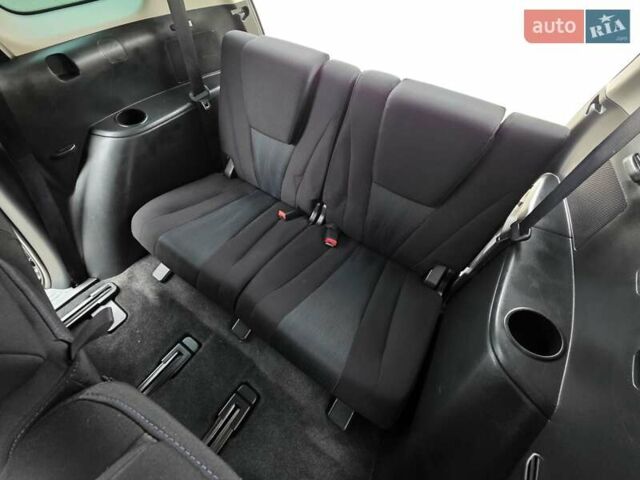 Серый Мазда 5, объемом двигателя 2 л и пробегом 280 тыс. км за 6650 $, фото 31 на Automoto.ua