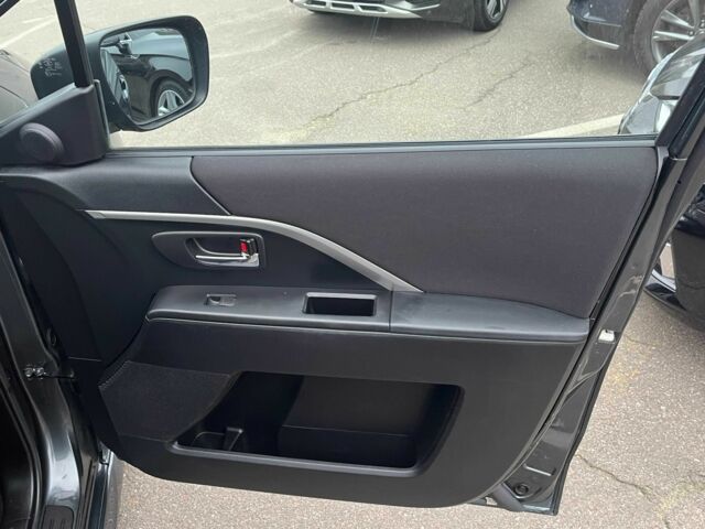 Сірий Мазда 5, об'ємом двигуна 2 л та пробігом 258 тис. км за 10999 $, фото 15 на Automoto.ua