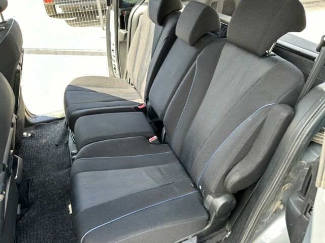 Сірий Мазда 5, об'ємом двигуна 1.6 л та пробігом 218 тис. км за 7777 $, фото 11 на Automoto.ua