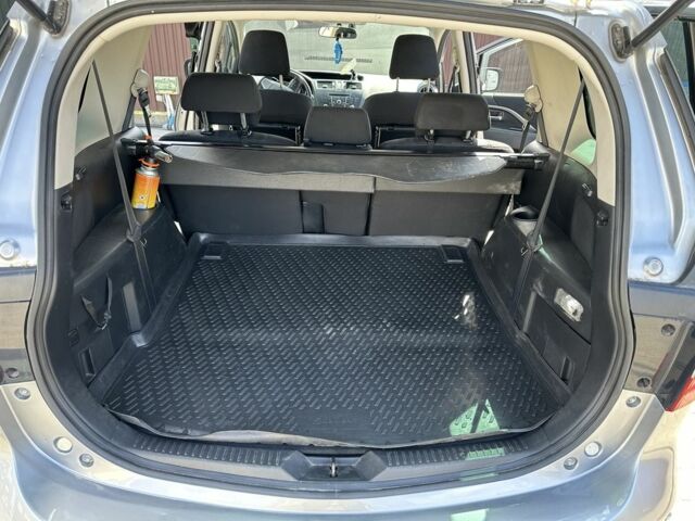 Сірий Мазда 5, об'ємом двигуна 1.6 л та пробігом 218 тис. км за 7777 $, фото 9 на Automoto.ua