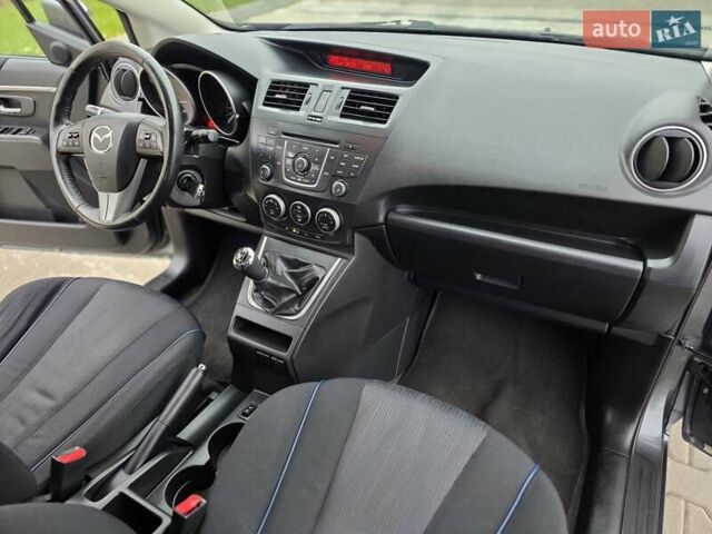Серый Мазда 5, объемом двигателя 2 л и пробегом 280 тыс. км за 6650 $, фото 23 на Automoto.ua
