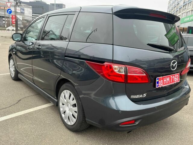 Серый Мазда 5, объемом двигателя 2 л и пробегом 258 тыс. км за 11000 $, фото 2 на Automoto.ua