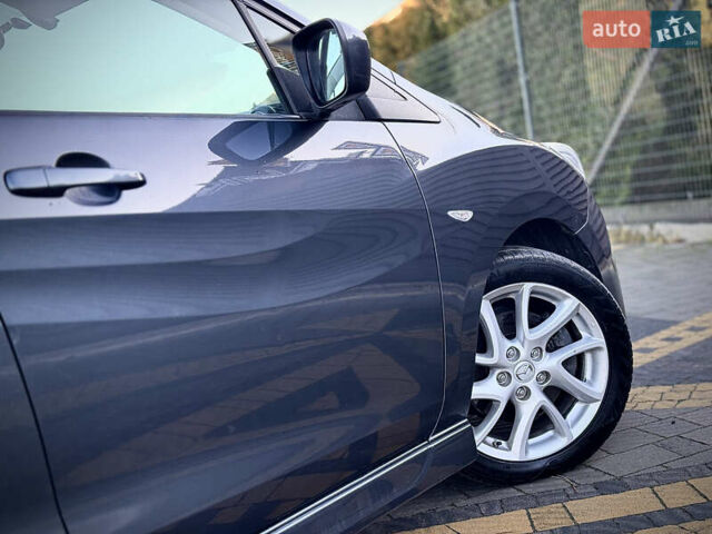 Сірий Мазда 5, об'ємом двигуна 1.6 л та пробігом 261 тис. км за 7800 $, фото 16 на Automoto.ua