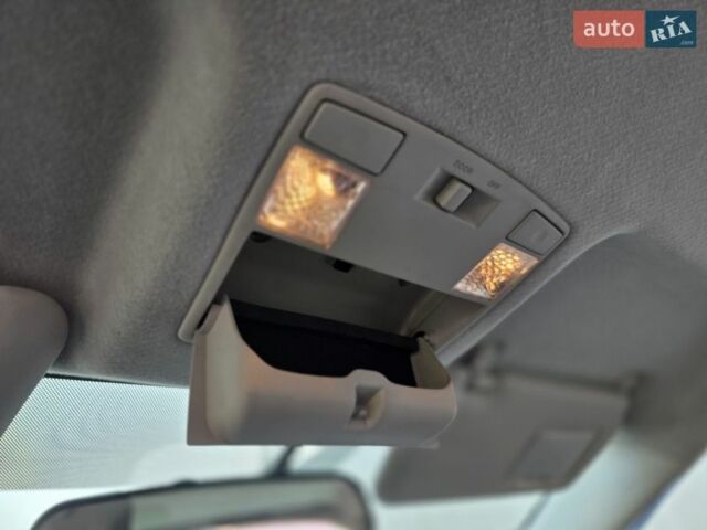 Сірий Мазда 5, об'ємом двигуна 2 л та пробігом 285 тис. км за 6250 $, фото 38 на Automoto.ua