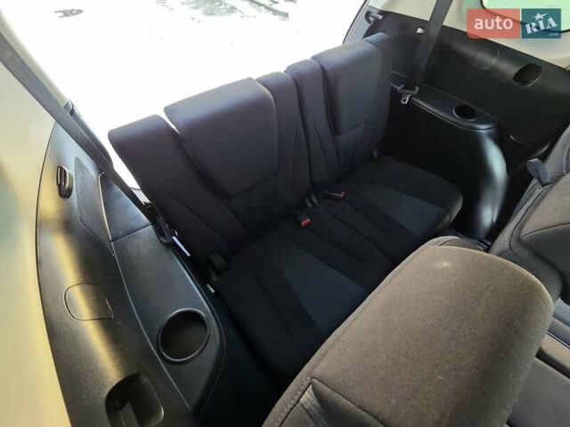 Сірий Мазда 5, об'ємом двигуна 2 л та пробігом 284 тис. км за 6450 $, фото 25 на Automoto.ua