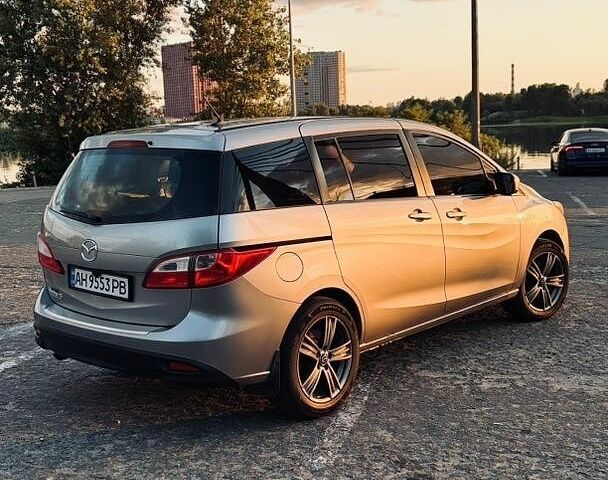 Сірий Мазда 5, об'ємом двигуна 2.49 л та пробігом 323 тис. км за 6800 $, фото 9 на Automoto.ua
