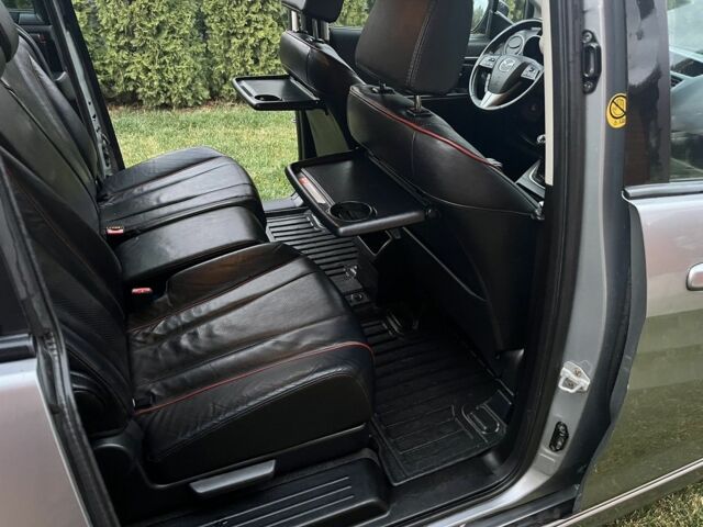 Сірий Мазда 5, об'ємом двигуна 1.6 л та пробігом 152 тис. км за 7700 $, фото 9 на Automoto.ua