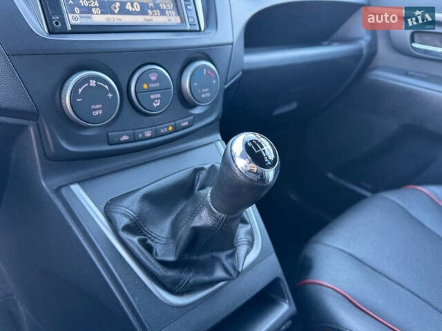 Сірий Мазда 5, об'ємом двигуна 1.6 л та пробігом 261 тис. км за 7400 $, фото 56 на Automoto.ua