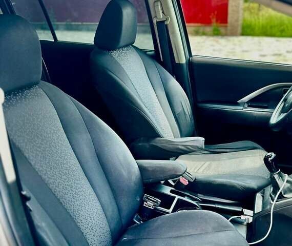Серый Мазда 5, объемом двигателя 1.6 л и пробегом 255 тыс. км за 6700 $, фото 4 на Automoto.ua