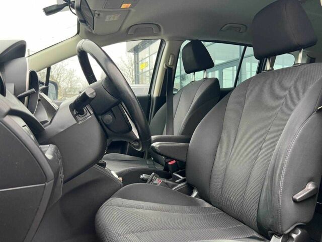 Серый Мазда 5, объемом двигателя 1.6 л и пробегом 266 тыс. км за 8800 $, фото 10 на Automoto.ua