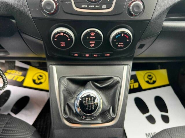 Серый Мазда 5, объемом двигателя 1.6 л и пробегом 266 тыс. км за 8800 $, фото 14 на Automoto.ua