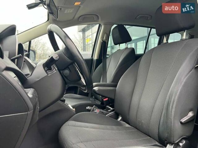 Серый Мазда 5, объемом двигателя 1.56 л и пробегом 266 тыс. км за 8800 $, фото 10 на Automoto.ua