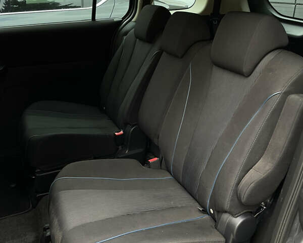 Серый Мазда 5, объемом двигателя 1.6 л и пробегом 187 тыс. км за 8000 $, фото 17 на Automoto.ua