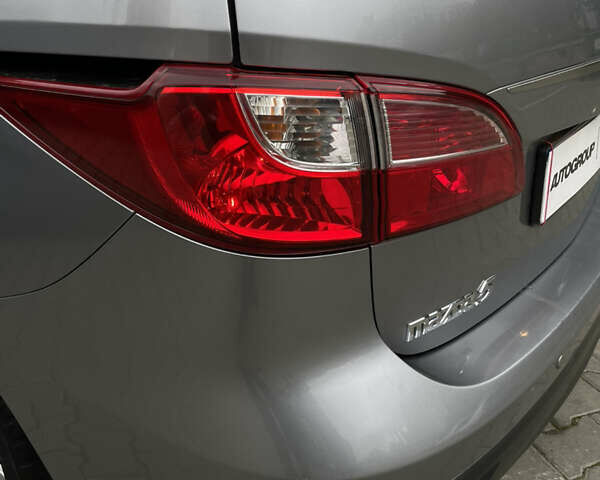 Серый Мазда 5, объемом двигателя 1.6 л и пробегом 187 тыс. км за 8000 $, фото 25 на Automoto.ua