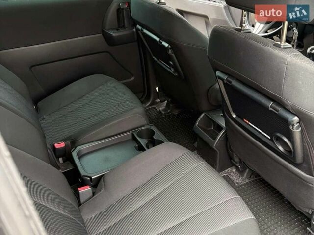 Серый Мазда 5, объемом двигателя 1.56 л и пробегом 274 тыс. км за 8421 $, фото 8 на Automoto.ua