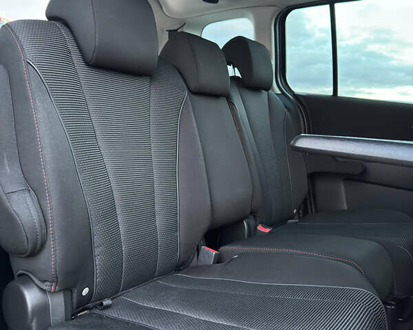 Сірий Мазда 5, об'ємом двигуна 2 л та пробігом 181 тис. км за 11000 $, фото 29 на Automoto.ua