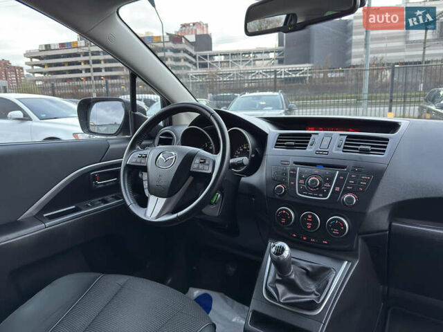 Сірий Мазда 5, об'ємом двигуна 2 л та пробігом 181 тис. км за 11000 $, фото 30 на Automoto.ua