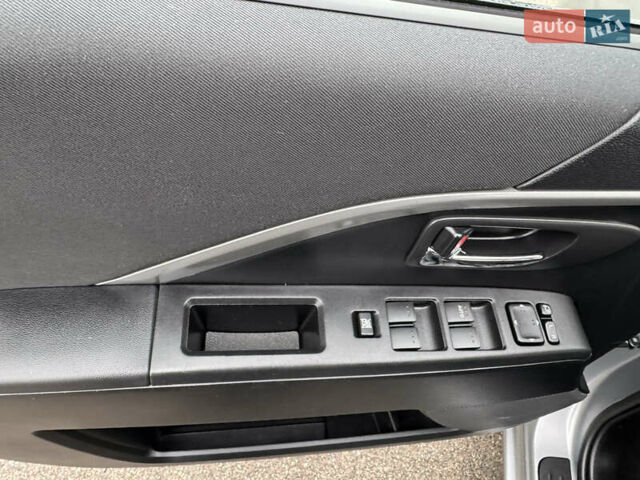 Серый Мазда 5, объемом двигателя 1.6 л и пробегом 164 тыс. км за 10899 $, фото 31 на Automoto.ua