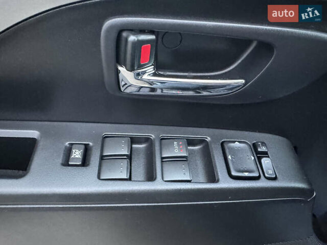 Сірий Мазда 5, об'ємом двигуна 2 л та пробігом 181 тис. км за 11000 $, фото 43 на Automoto.ua