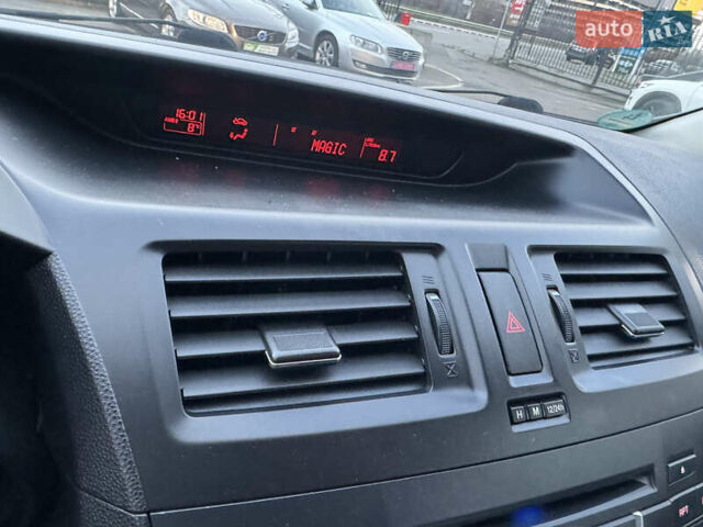Сірий Мазда 5, об'ємом двигуна 2 л та пробігом 181 тис. км за 11000 $, фото 37 на Automoto.ua