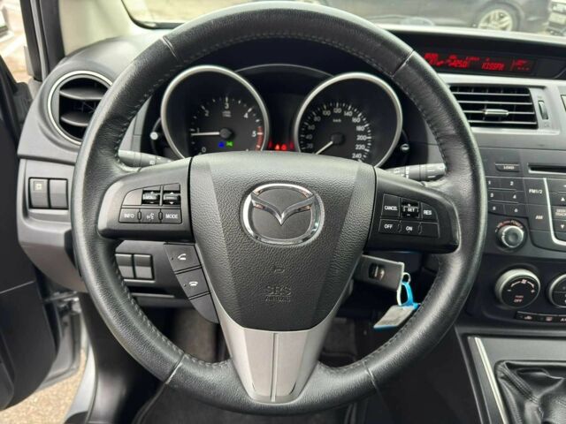 Серый Мазда 5, объемом двигателя 1.6 л и пробегом 164 тыс. км за 10900 $, фото 1 на Automoto.ua