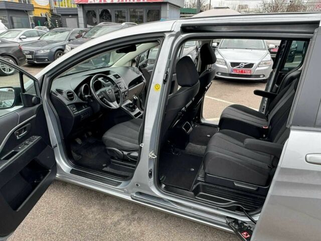 Серый Мазда 5, объемом двигателя 1.6 л и пробегом 164 тыс. км за 10900 $, фото 15 на Automoto.ua