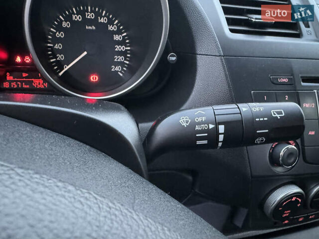 Сірий Мазда 5, об'ємом двигуна 2 л та пробігом 181 тис. км за 11000 $, фото 39 на Automoto.ua