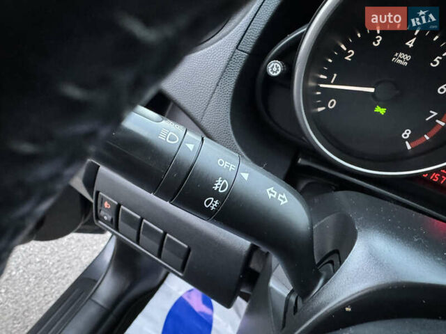 Сірий Мазда 5, об'ємом двигуна 2 л та пробігом 181 тис. км за 11000 $, фото 41 на Automoto.ua