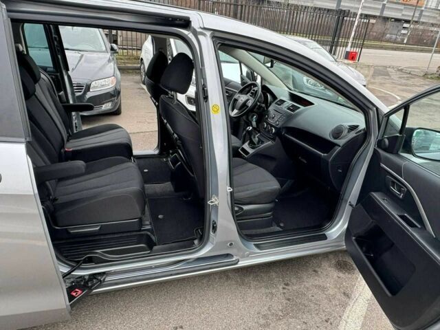 Серый Мазда 5, объемом двигателя 1.6 л и пробегом 164 тыс. км за 10900 $, фото 17 на Automoto.ua