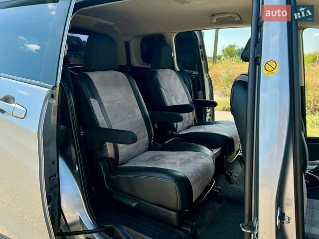 Серый Мазда 5, объемом двигателя 2.5 л и пробегом 350 тыс. км за 7000 $, фото 11 на Automoto.ua