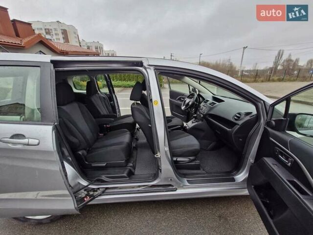 Серый Мазда 5, объемом двигателя 2.5 л и пробегом 250 тыс. км за 7500 $, фото 24 на Automoto.ua