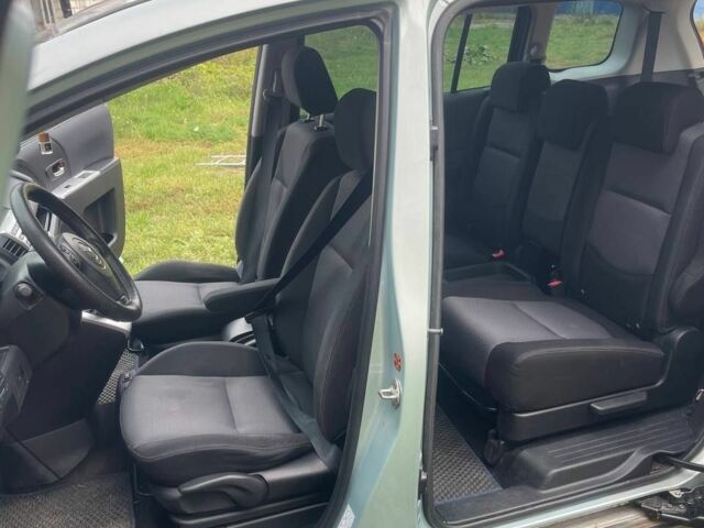 Серый Мазда 5, объемом двигателя 2 л и пробегом 230 тыс. км за 3999 $, фото 4 на Automoto.ua