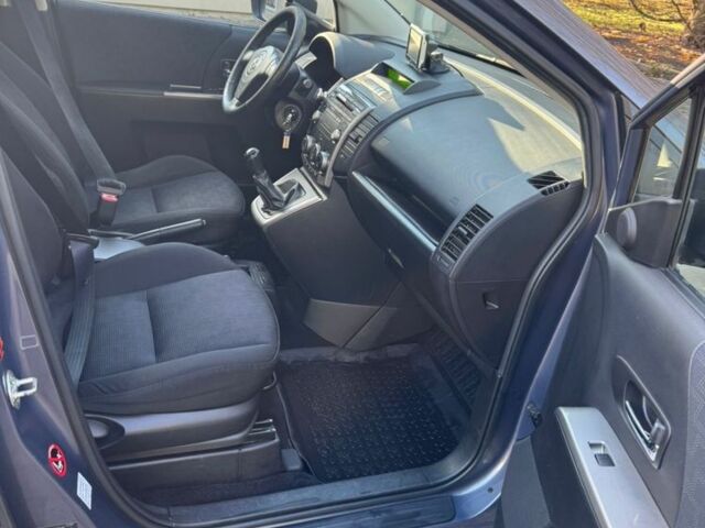 Сірий Мазда 5, об'ємом двигуна 2 л та пробігом 300 тис. км за 3500 $, фото 13 на Automoto.ua