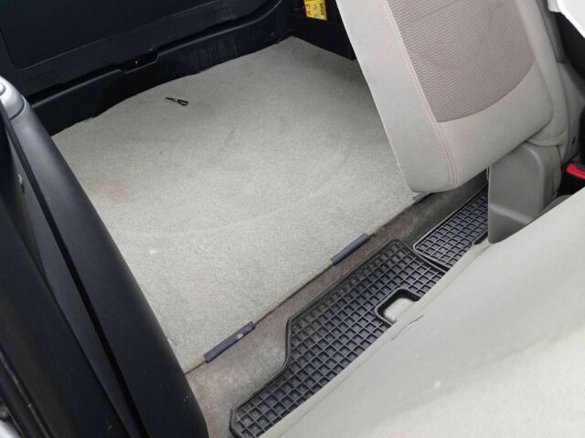 Серый Мазда 5, объемом двигателя 0 л и пробегом 2 тыс. км за 5000 $, фото 20 на Automoto.ua