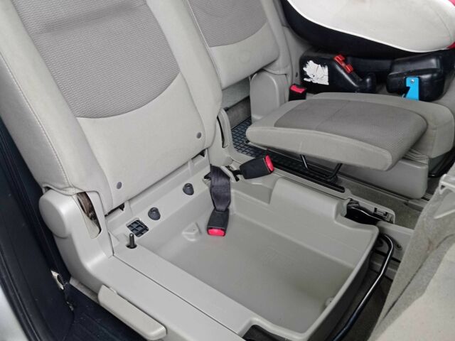 Серый Мазда 5, объемом двигателя 0 л и пробегом 2 тыс. км за 5000 $, фото 21 на Automoto.ua