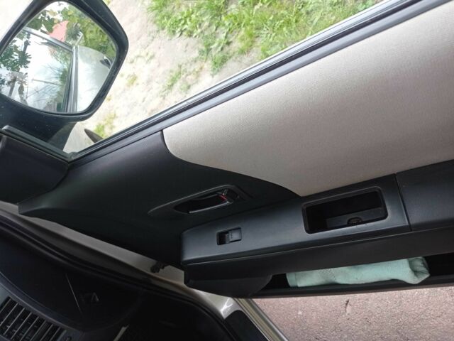 Серый Мазда 5, объемом двигателя 0 л и пробегом 2 тыс. км за 5000 $, фото 16 на Automoto.ua