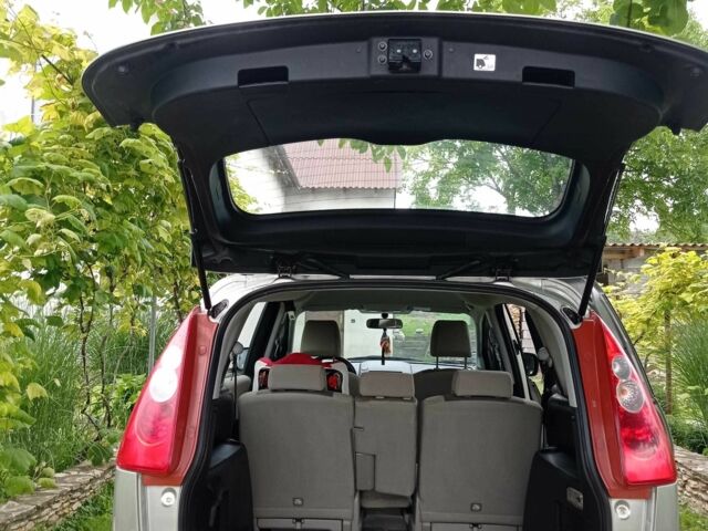 Серый Мазда 5, объемом двигателя 0 л и пробегом 2 тыс. км за 5000 $, фото 23 на Automoto.ua