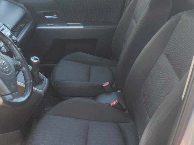 Мазда 5 2010 в Житомире на Automoto.ua Серый Мазда 5, объемом двигателя 2 л и пробегом 282 тыс. км за 6000 $, фото 5 на Automoto.ua