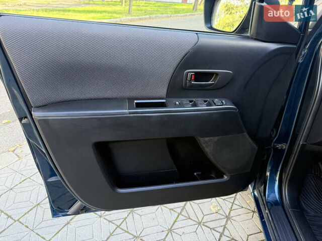 Мазда 5 2005 в Николаеве на Automoto.ua Синий Мазда 5, объемом двигателя 1.8 л и пробегом 163 тыс. км за 5450 $, фото 22 на Automoto.ua