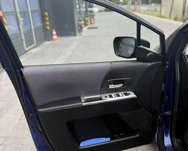 Синий Мазда 5, объемом двигателя 2 л и пробегом 214 тыс. км за 4750 $, фото 8 на Automoto.ua
