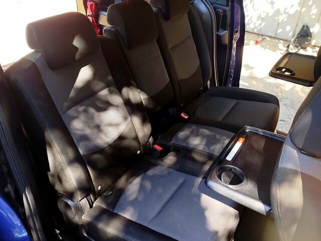 Синій Мазда 5, об'ємом двигуна 2 л та пробігом 227 тис. км за 1800 $, фото 7 на Automoto.ua