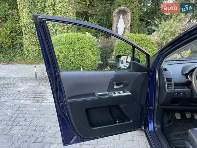 Синій Мазда 5, об'ємом двигуна 2 л та пробігом 258 тис. км за 4200 $, фото 27 на Automoto.ua
