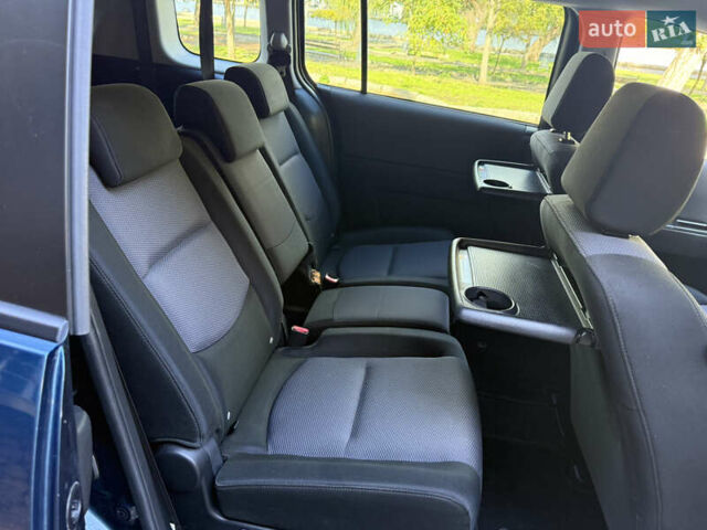 Мазда 5 2005 в Николаеве на Automoto.ua Синий Мазда 5, объемом двигателя 1.8 л и пробегом 163 тыс. км за 5450 $, фото 25 на Automoto.ua