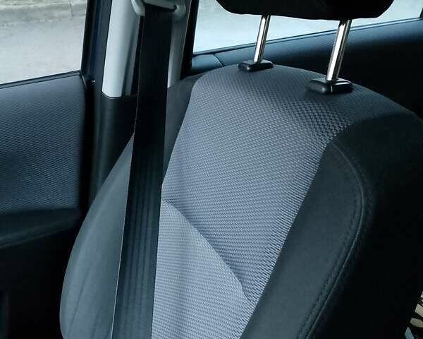 Синій Мазда 5, об'ємом двигуна 1.8 л та пробігом 249 тис. км за 5100 $, фото 1 на Automoto.ua