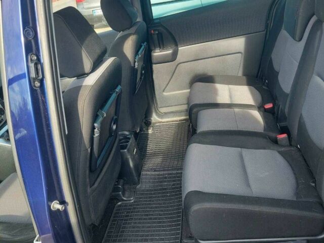 Синій Мазда 5, об'ємом двигуна 1.8 л та пробігом 200 тис. км за 2554 $, фото 3 на Automoto.ua