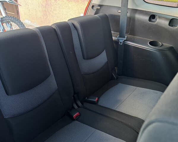 Синий Мазда 5, объемом двигателя 2 л и пробегом 195 тыс. км за 5100 $, фото 17 на Automoto.ua